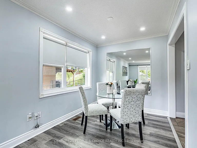 39 Meadowland Dr — Photo 10
