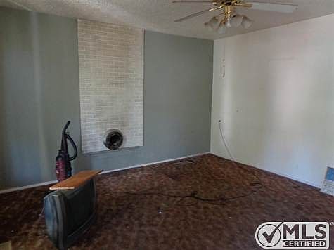 2nd image of 909 Gallinas St