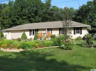 4154 Sheffield Dr, Jackson, MI 49203