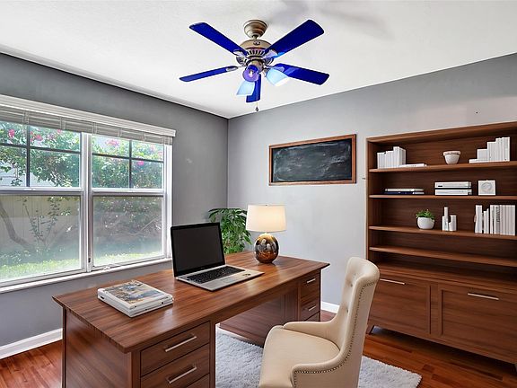 5th image of 1033 NE 17th Way #902