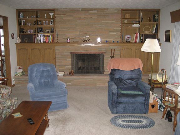 2nd image of 1006 Lenox St