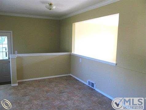 Dining area.JPG