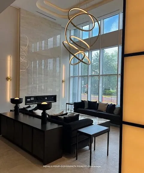 8888 Yonge St #323 — Photo 17