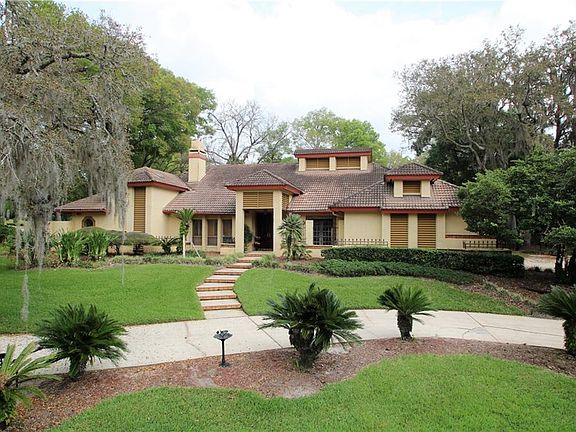 2nd image of 1701 Alvarado Ct