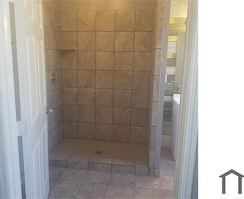 3122 Avenue R — Photo 10