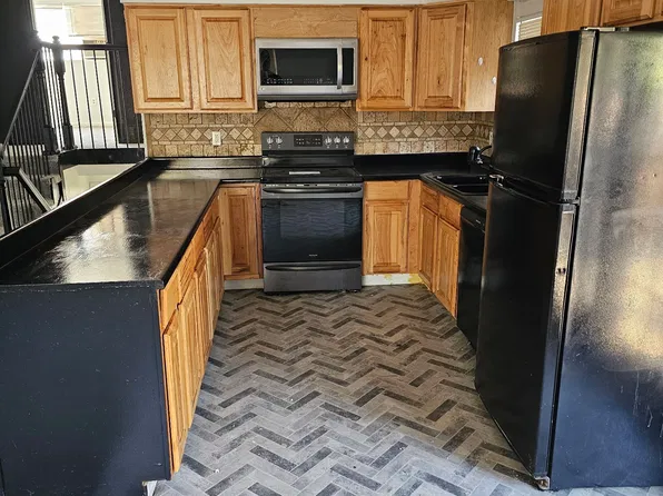492 S Owens St, Lakewood, CO 80226