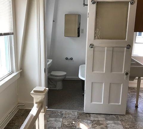 3rd image of 459 Orange St #3
