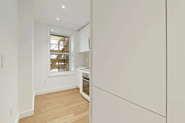 Rented by Compass | media 17