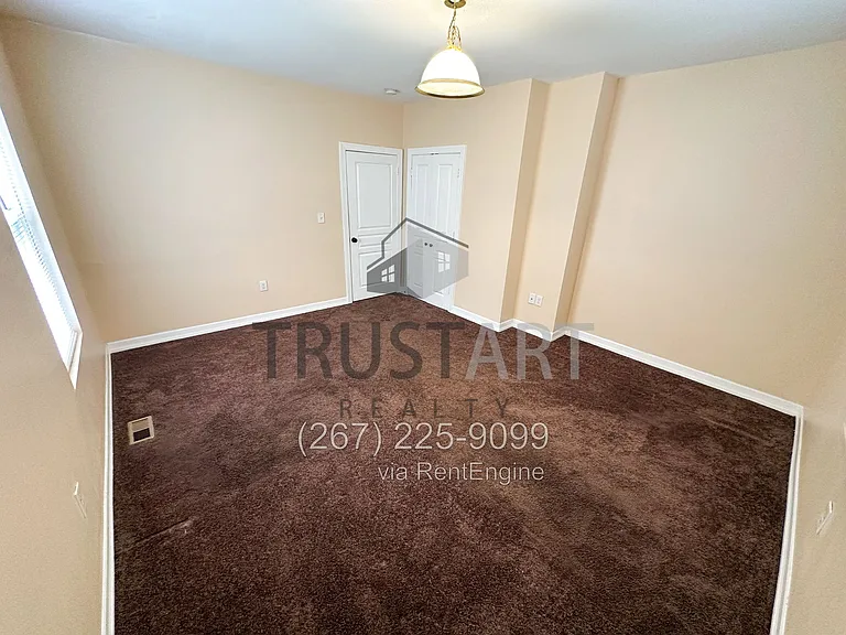 6908 Old York Rd — Photo 20