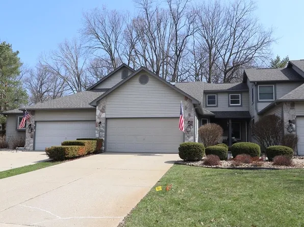 2338 Golden Pond, Fenton, MI 48430