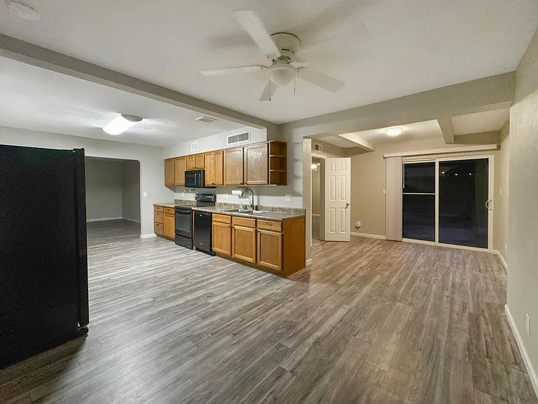 2018 N Normal Ave — Photo 7