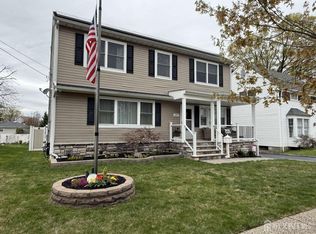 207 Remsen Ave, Avenel, NJ 07001