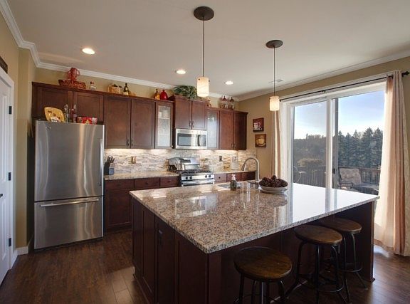 4th image of 3005 Dunhill Ln