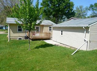 1104 Rittenhouse St, Des Moines, IA 50315