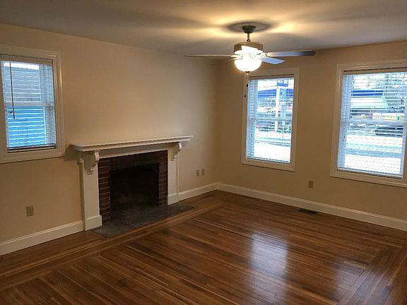 3rd image of 1181 High St #1