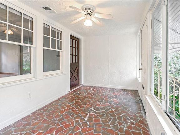 5th image of 722 S Lake Formosa Dr