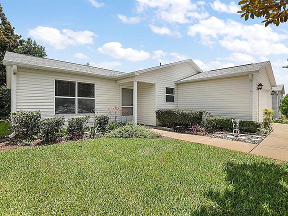 3rd image of 1247 Chaparral Dr