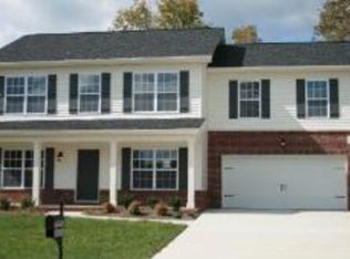 1952 Mahogany Wood Trl, Knoxville, TN 37920