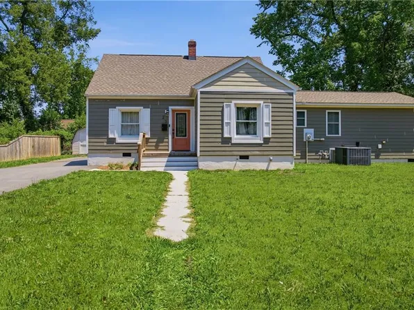 23 Clover St, Hampton, VA 23669