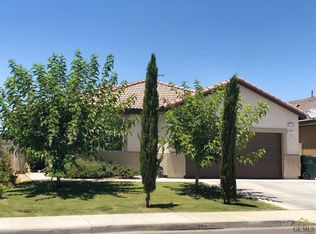 2109 Rayo Del Sol Dr, Arvin, CA 93203
