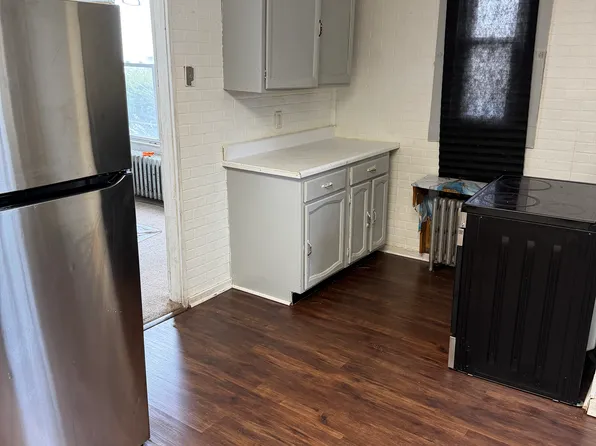 1 1/2 Jeffrey St, Carbondale, PA 18407