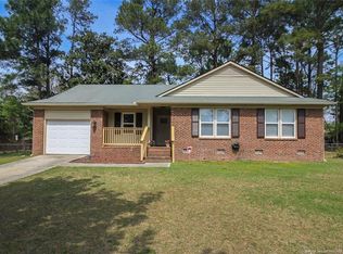 6504 Archcrest Ct, Fayetteville, NC 28304