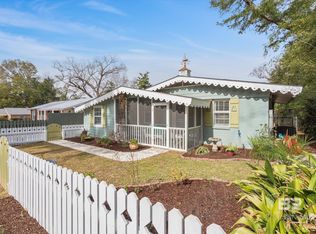 411 Volanta Ave, Fairhope, AL 36532