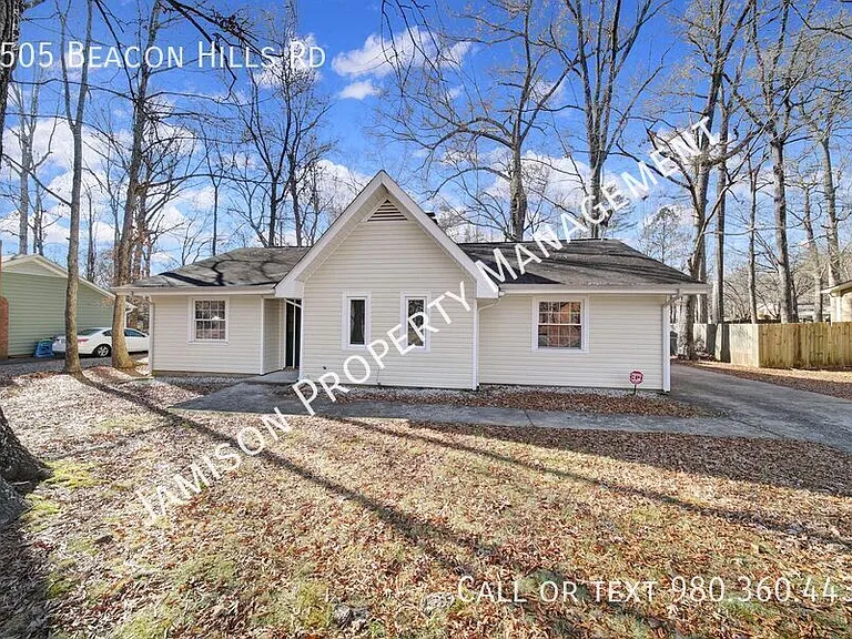 8505 Beacon Hills Rd — Photo 24