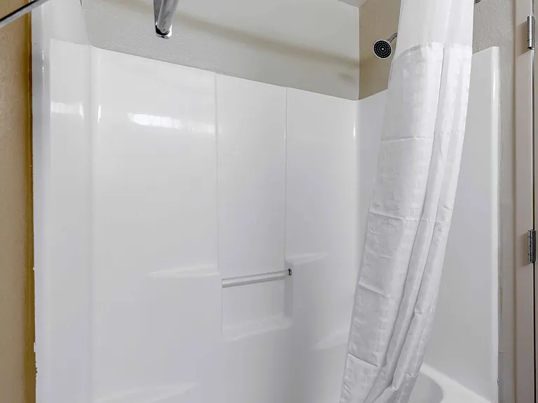 Studio Suite - 2 Queen Beds