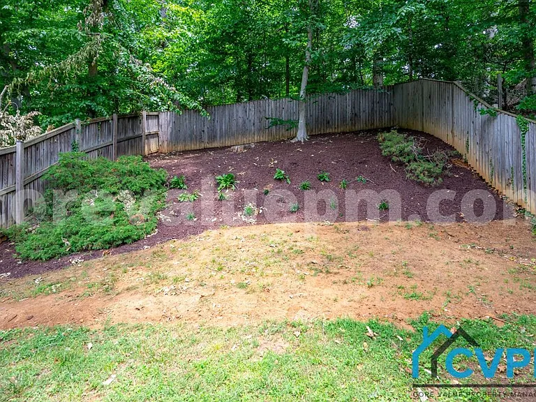 1250 Stonewood Ct — Photo 22