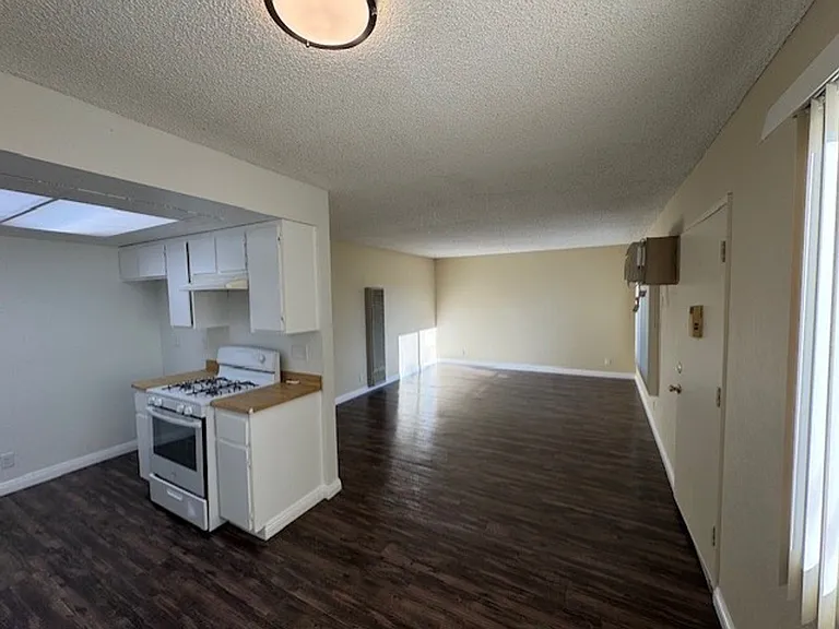 CEDAR 9421 — Photo 5