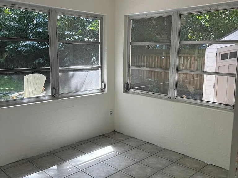 1415 18th St W — Photo 12