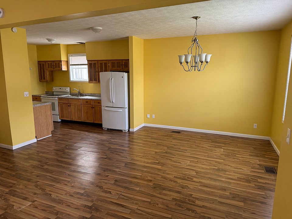1st image of 3018 Grand Ave