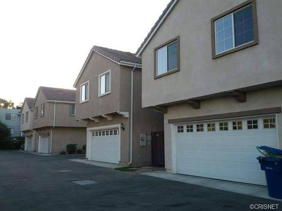 2nd image of 9125 Noble Ave Unit 105