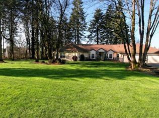 9995 NE Trillium Ln, Newberg, OR 97132