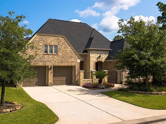 2nd image of 42 Lake Voyageur Dr