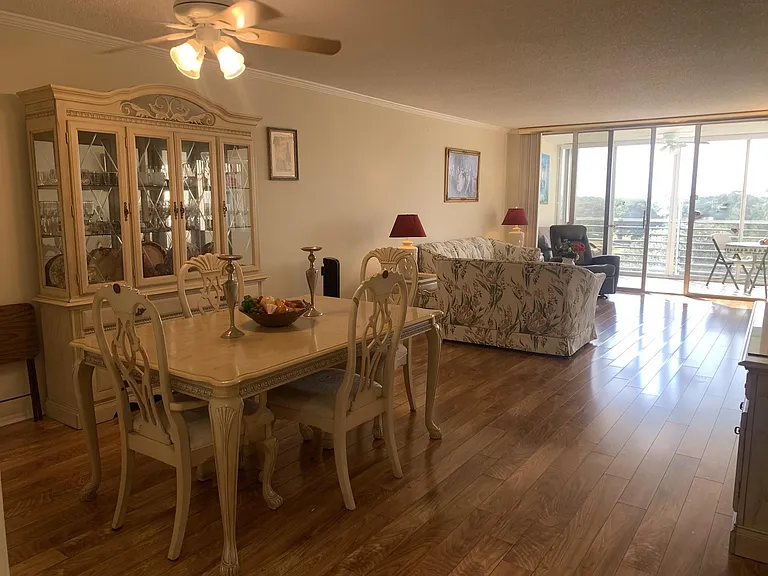 3499 Oaks Way #607 — Photo 5