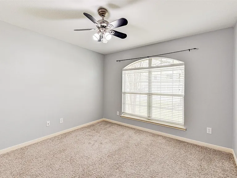 25910 Oakridge Forest Ln — Photo 23