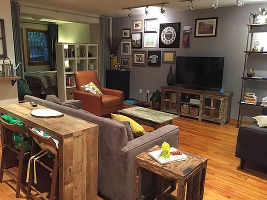 Rented by America Mecca Realty LLC | media 4