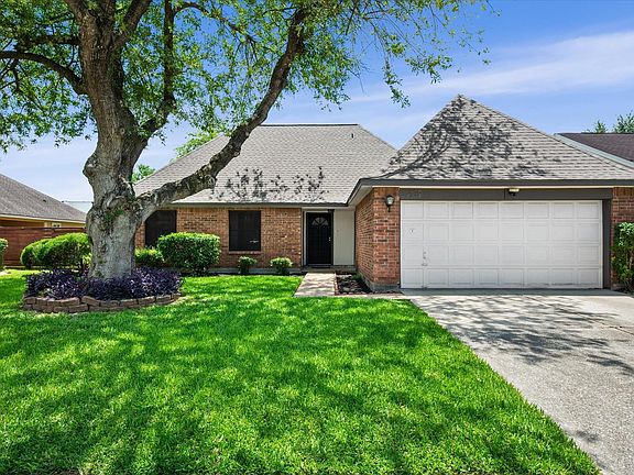 2nd image of 2119 Laurel Land Ln