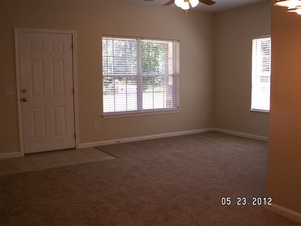 1st image of 7004 Courtyard Dr