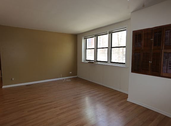 4th image of 1101 W Barry Ave #Igge