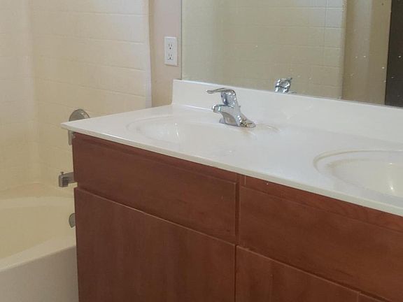 5th image of 2450 W Glenrosa Ave Unit 17