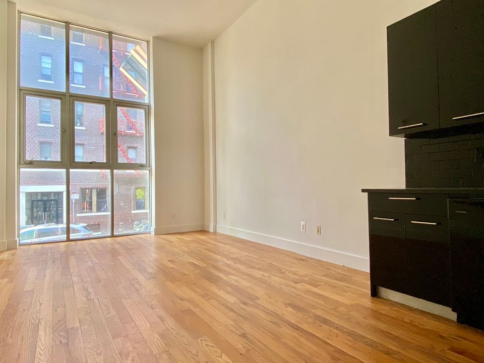 1st image of 172 Meserole St APT 2A