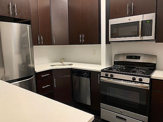 1st image of 78 W 85th St APT 3A