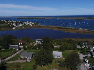 52 Bunker Hill Rd, Ipswich, MA 01938