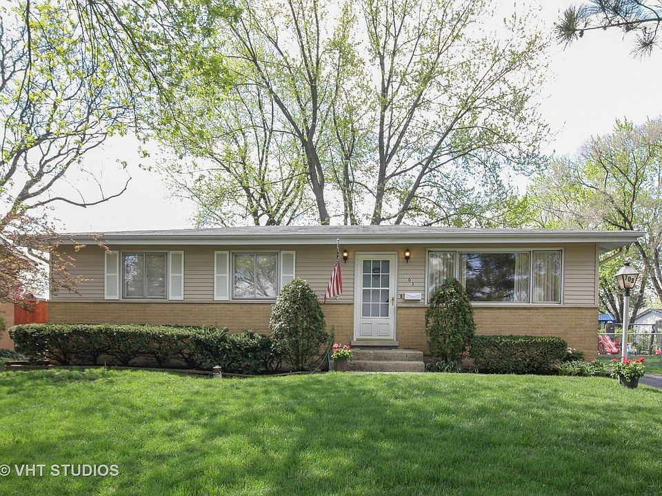 1st image of 703 E Elderberry Ln