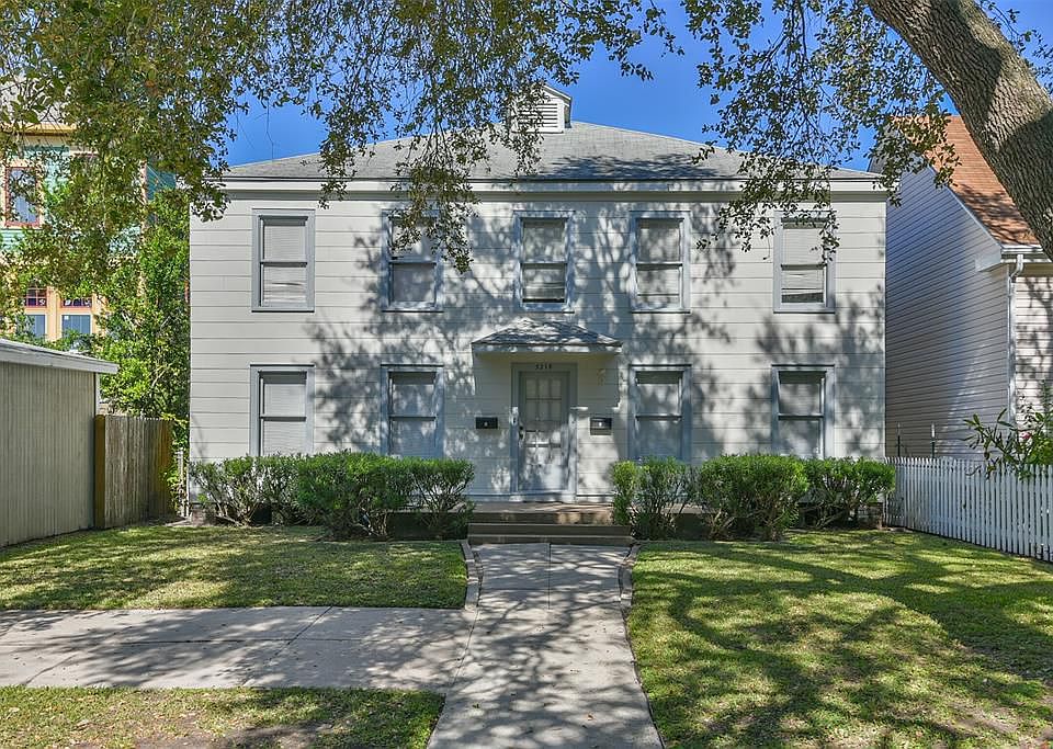 1st image of 3218 Avenue O 1/2 #1