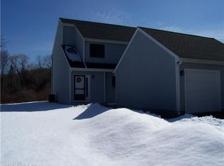 11 Cannon Ridge Dr, Watertown, CT 06795