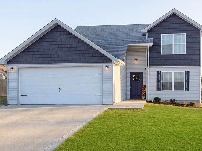 406 Bender Ct — Photo 31